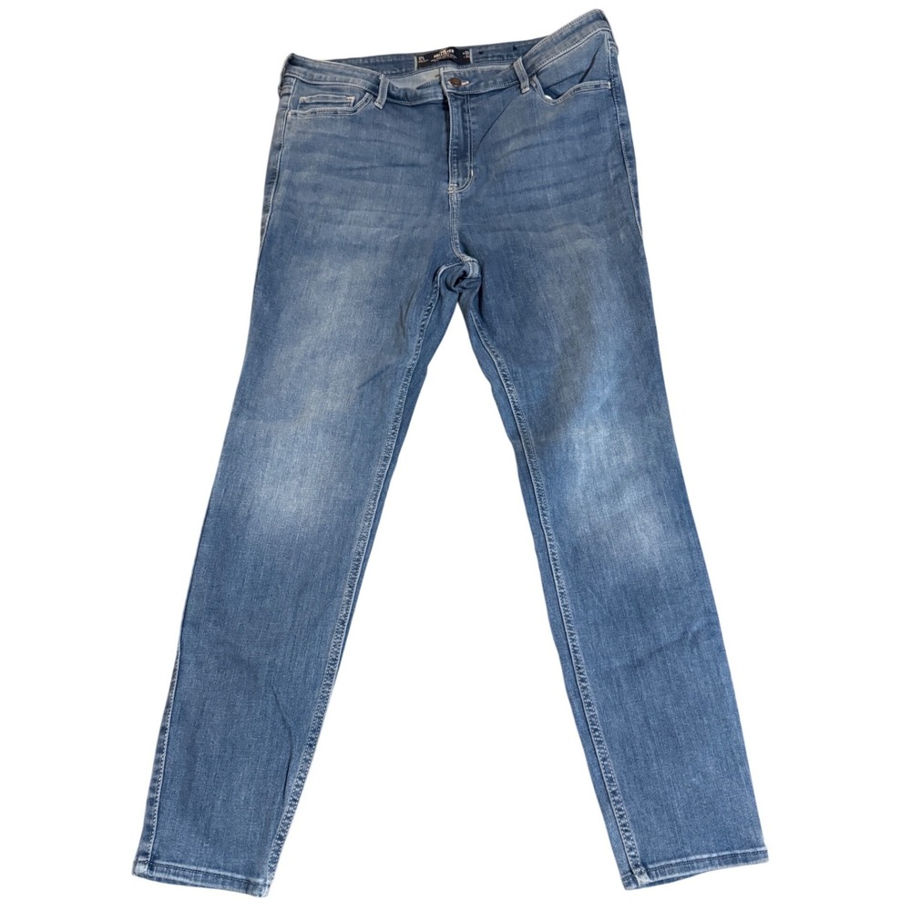 Hollister Size 17L High Rise Super Skinny Medium Wash Jeans Women 33W 32L Causal